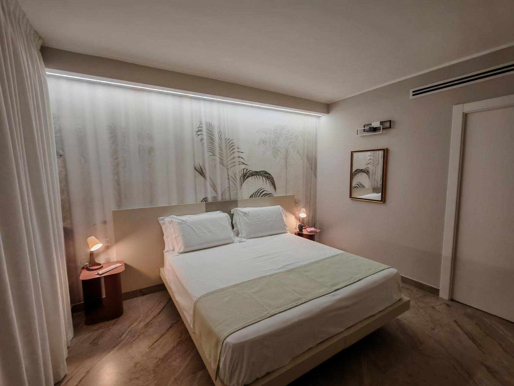 Effe4 Lovely Room Bari Zimmer foto