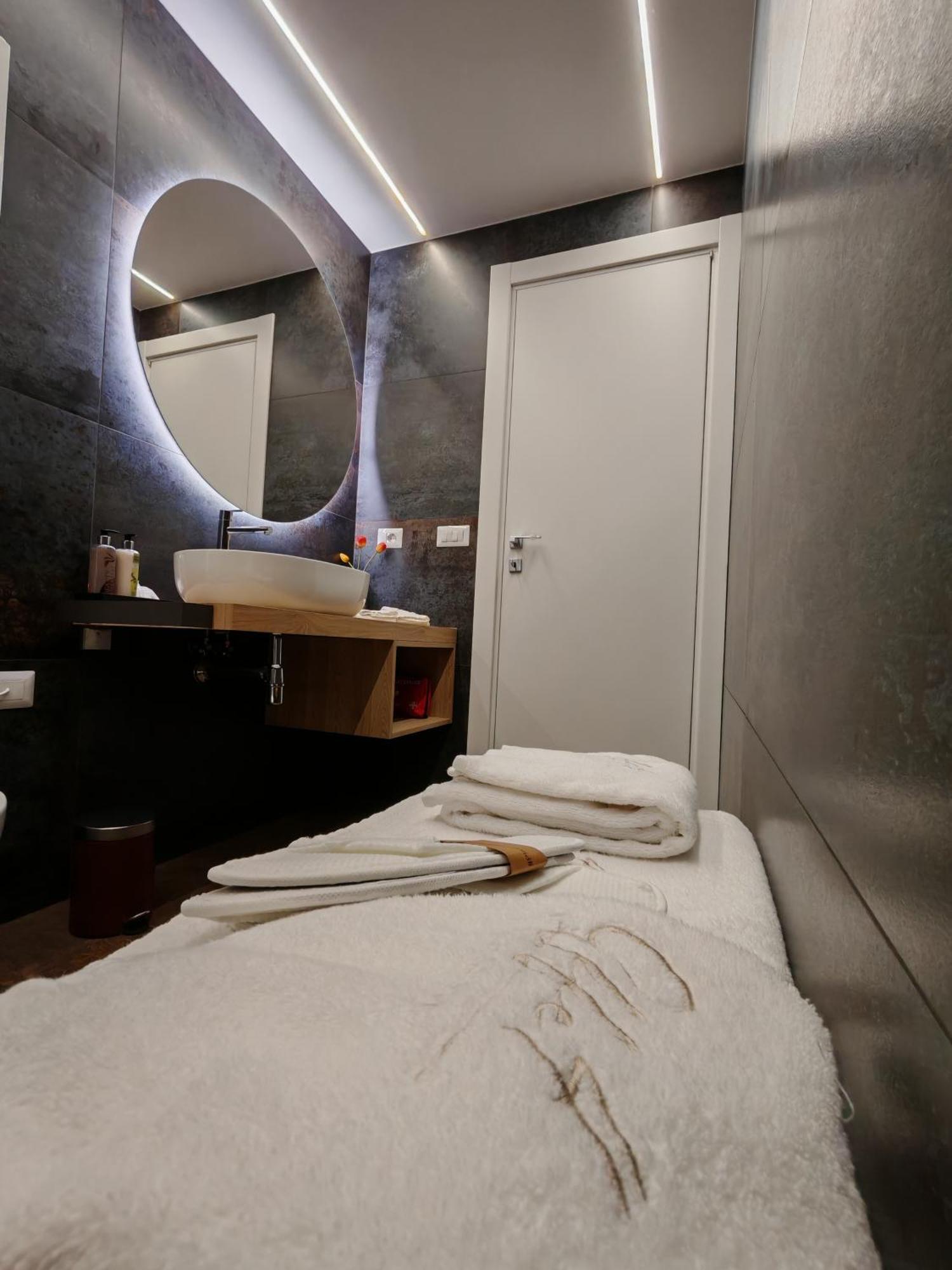 Effe4 Lovely Room Bari Zimmer foto