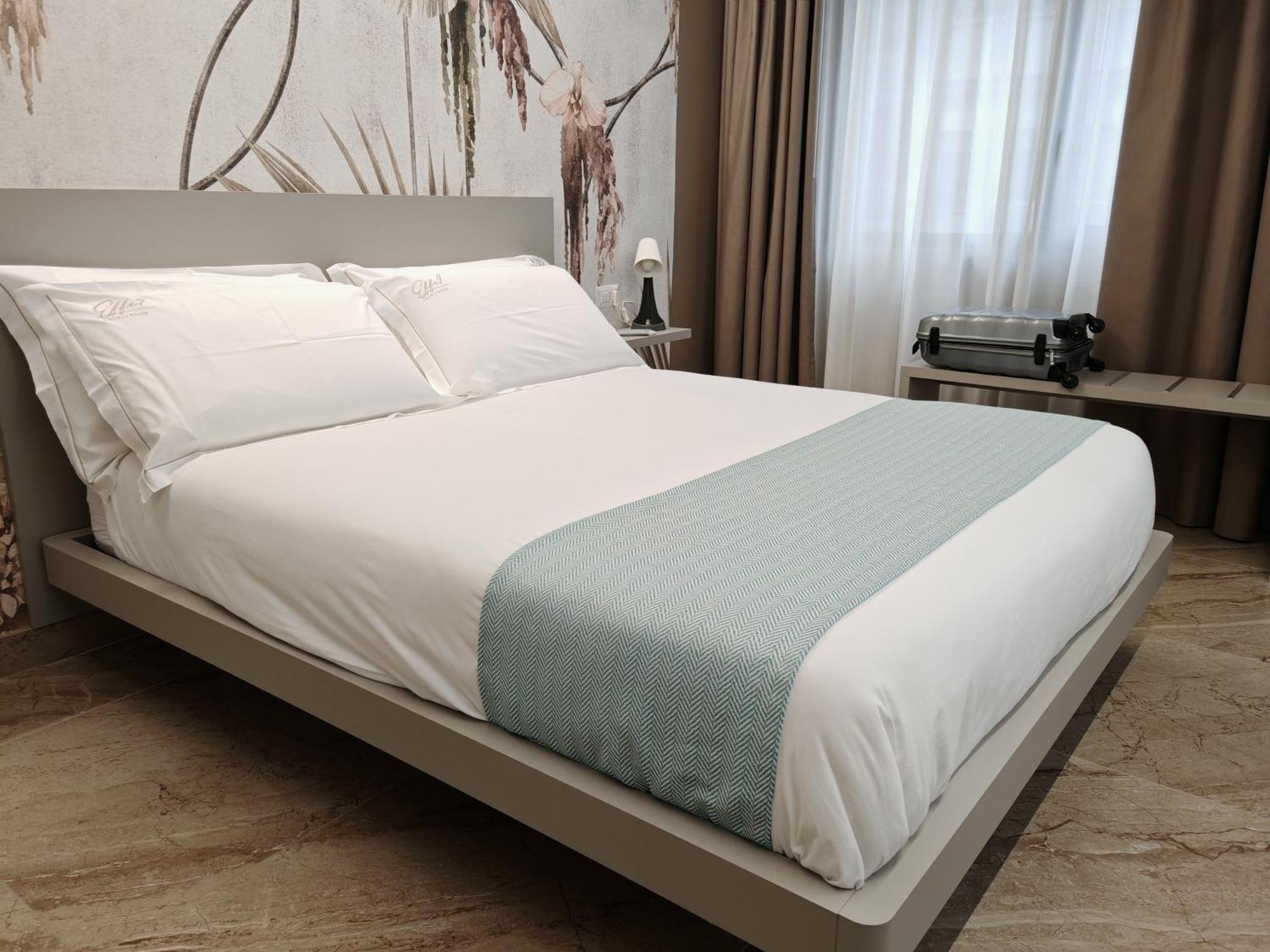 Effe4 Lovely Room Bari Zimmer foto