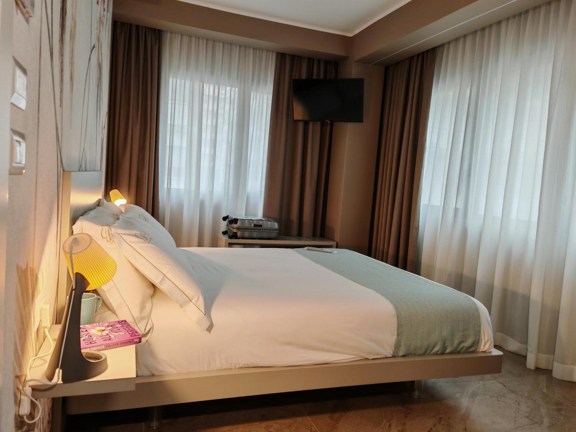 Effe4 Lovely Room Bari Zimmer foto